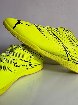 Zapatillas de fútbol sala Puma amarillas