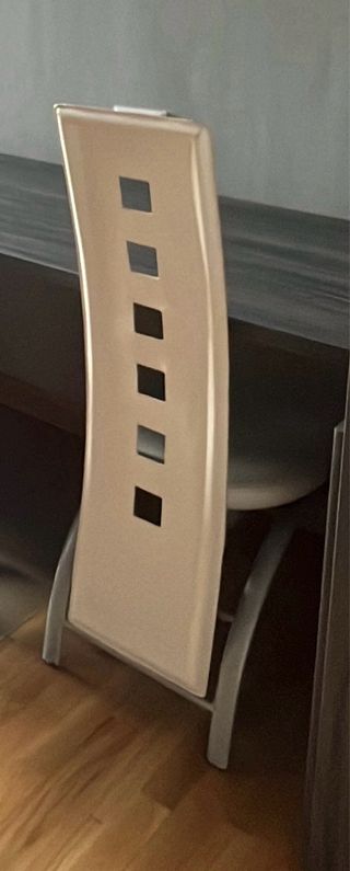 Mesa comedor cristal 150x90cm SE REGALAN 4 SILLAS