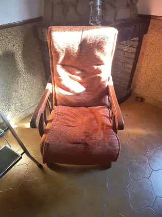 Sofá vintage tela y madera