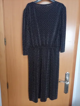 Vestido Mango plisado negro con dorado Talla L