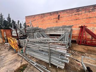 Andamio Europeo Altrad Aproximadamente ( 800m)