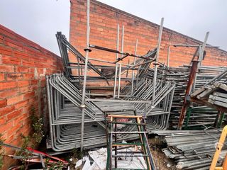 Andamio Europeo Altrad Aproximadamente ( 800m)