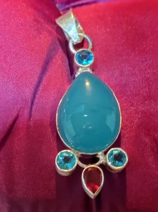 Colgante Calcedonia Azul,Topacio cuarzo rojo Checo