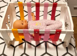 Lote Nenuco: Cunas, Bañeras, 2 armarios y muleca