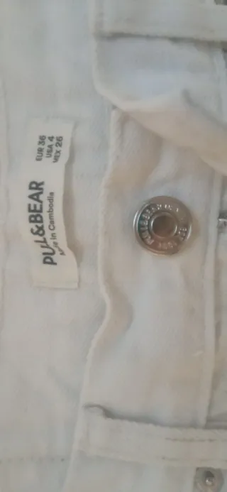 Vaqueros Pull&Bear blancos T.36