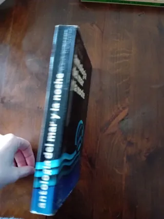 Antología del mar y la noche