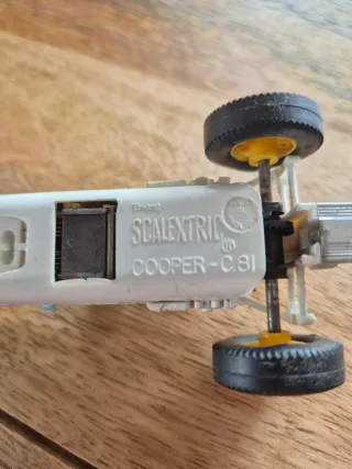 Coche Scalextric Vintage Cooper C-81