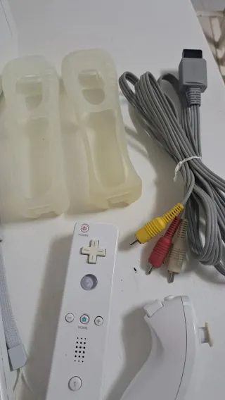 Nintendo Wii Negra y Blanca nuevas