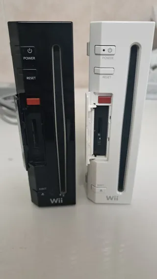 Nintendo Wii Negra y Blanca nuevas