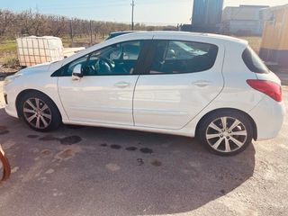 Peugeot 308 2011