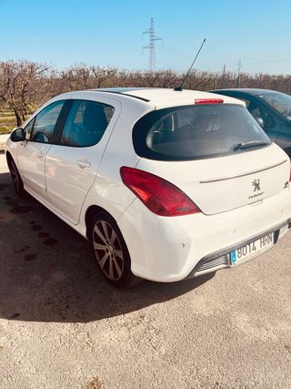 Peugeot 308 2011