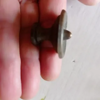 Pomelli per mobili in metallo dorato