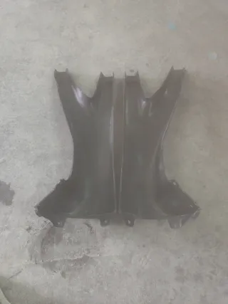 Aprilia RS 50, asiento y tapas laterales de colin