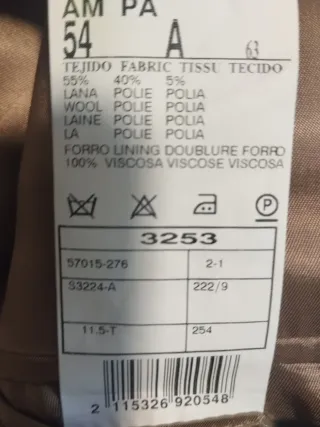 Chaqueta verde talla 54, color verde caqui