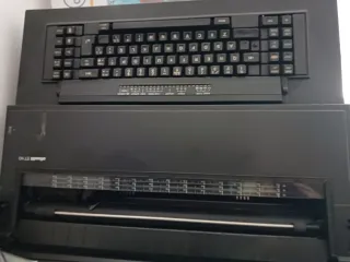 Máquina de escribir electrónica Olympia ET10