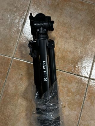 Leica TRI 100 Trípode para Profesionales