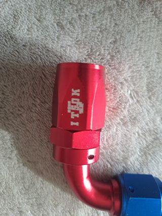 Racor Manguera AN-6 90° Rojo/Azul