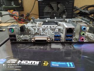 ASUS H410M-K R2.0 leer