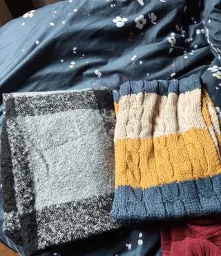 Lote de 2 bufandas circulares