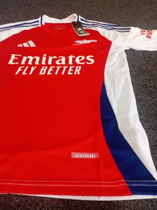 Camiseta Arsenal Adidas Emirates Fly Better
