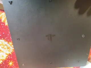 Pack PS4: Consola, funda y DualShock 4