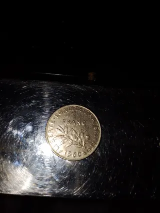 Moneda antigua coleccionable