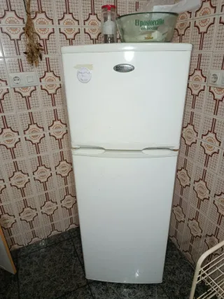 Nevera Rommer blanca