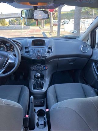 Ford Fiesta 2013 en muy buen estado