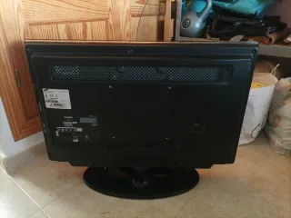 Televisión Samsung Negra 32 pulgadas