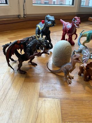 Pack 14 Dinosaurios + mini Enciclopedia + huevos