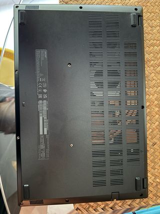 Acer Nitro V15 i5-13420H RTX4060 16GB 1TB SSD