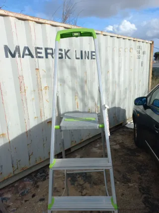 Escalera aluminio 7 peldaños precio por unidad