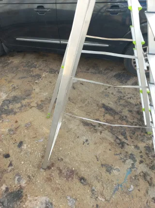 Escalera aluminio 7 peldaños precio por unidad