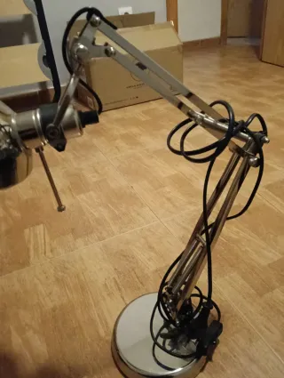 Lámpara Flexo Escritorio Plata Metal Ikea