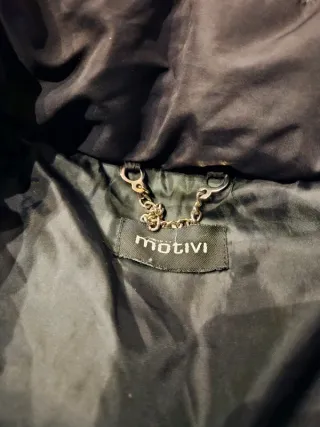 Piumino Motivi nero in piuma d'oca