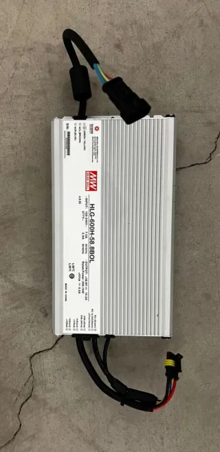 Cargador interno batería silence v4