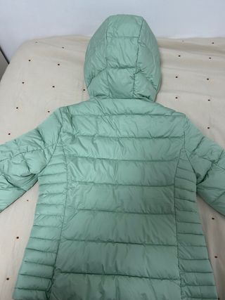Chaquetón Lefties verde capucha. Sin estrenar.