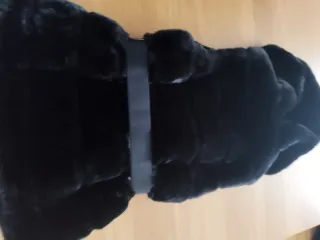 Chaleco de pelo sintético negro niña talla 14