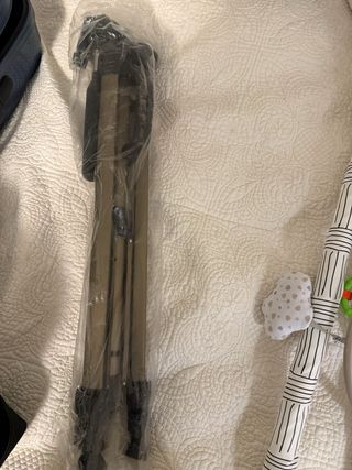 Cámara Vídeo Canon Legria HF R806 NUEVA + Trípode