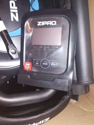 Bicicleta Estática Zipro Boost SIN USAR