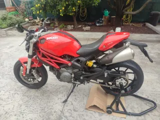 Ducati Monster 796 2011 NEGOCIABLE