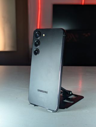 Samsung Galaxy S23 128GB 8GB RAM con scatola