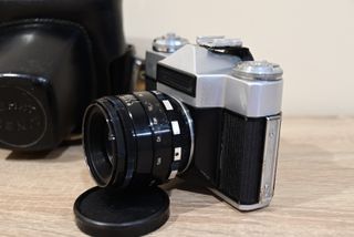 Cámara Zenit E + Objetivo Helios 44-2