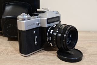 Cámara Zenit E + Objetivo Helios 44-2