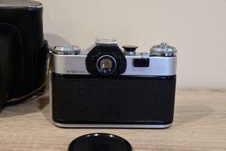 Cámara Zenit E + Objetivo Helios 44-2