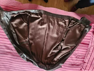 Chaqueta de piel marrón hombre