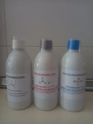 Lote de abonos para acuario