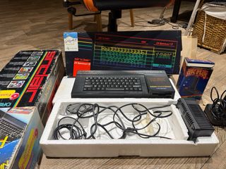 Sinclair ZX Spectrum +3. Ordenador 128K. de Segunda mano por 270 Sinclair ZX Spectrum +3. Ordenador 128K. de Segunda mano por 270