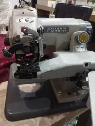 Máquina de coser FOMAX