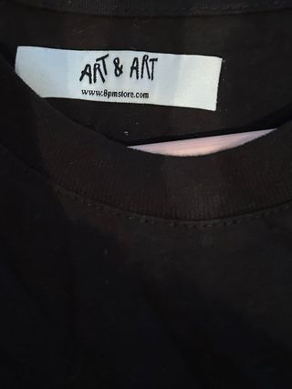 Camiseta negra cocodrilo bordado